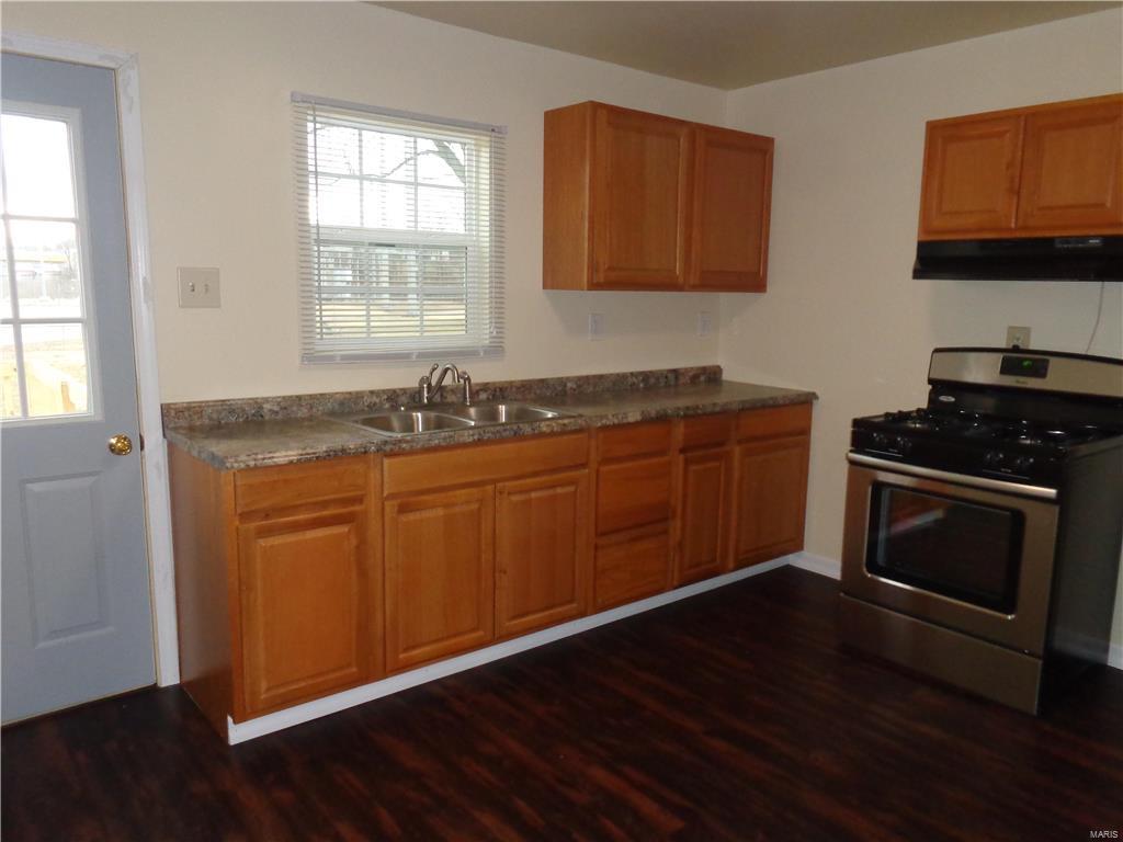 1190 Patterson Road Florissant, MO 63031 - Photo 16 of 46
