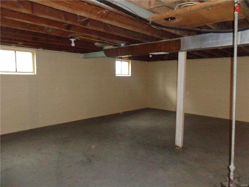 1190 Patterson Road Florissant, MO 63031 - Photo 42 of 46