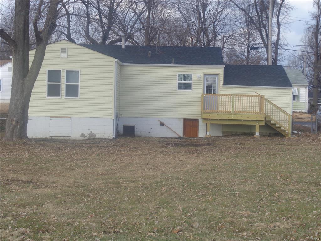 1190 Patterson Road Florissant, MO 63031 - Photo 6 of 46