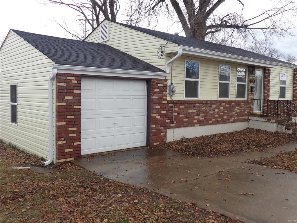 1190 Patterson Road Florissant, MO 63031 - Photo 10 of 46