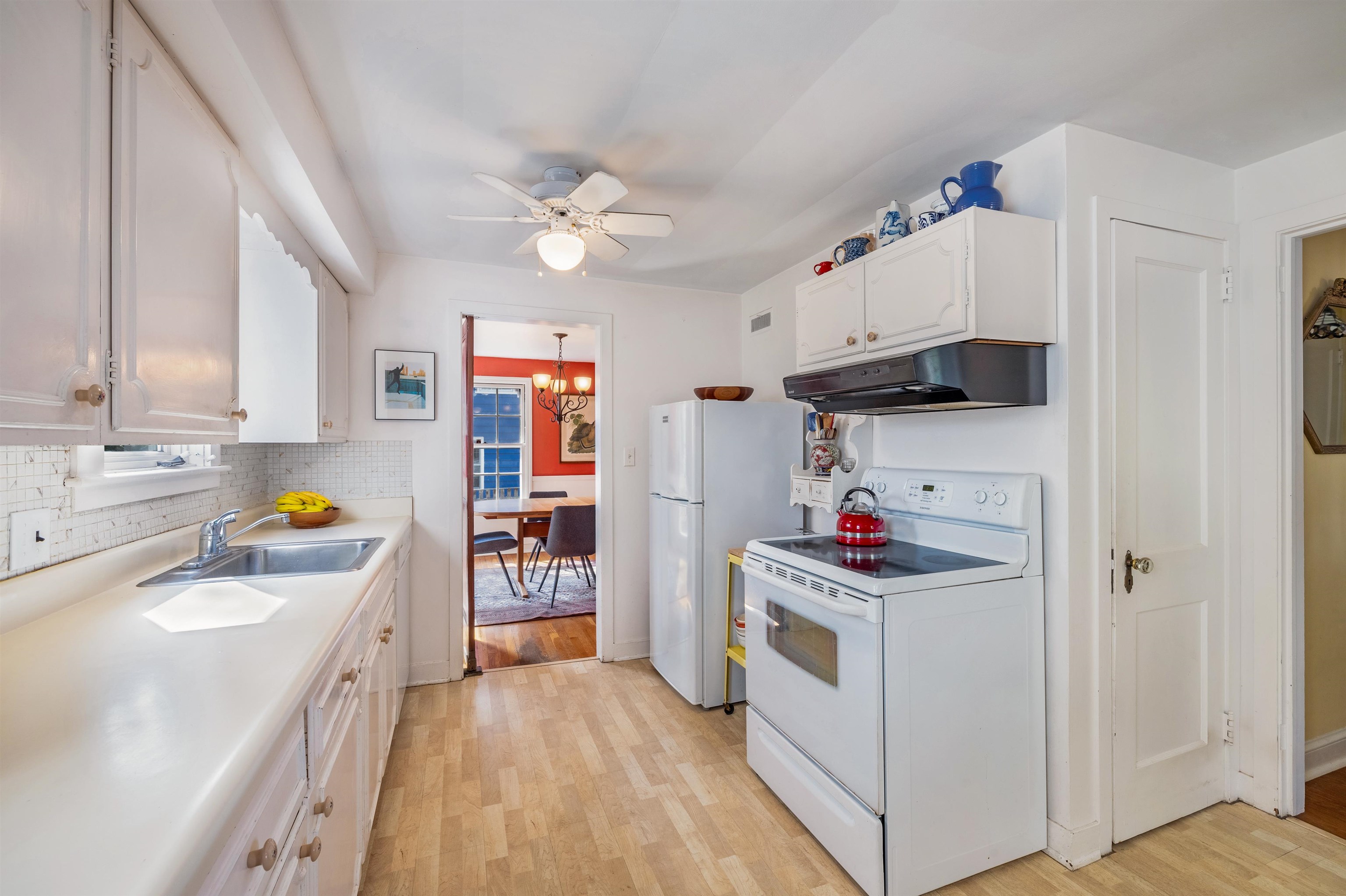 21 Colonial Square Burlington, VT 05401 - Photo 9 of 26