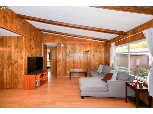 $168,000 | 1411 Northwest 9th Court, McMinnville, OR 97128