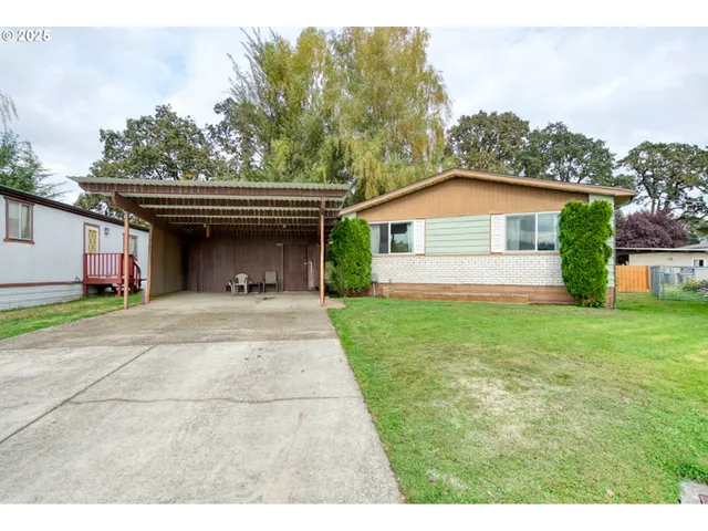 $168,000 | 1411 Northwest 9th Court, McMinnville, OR 97128