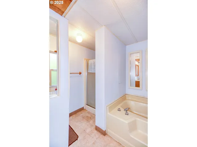 $168,000 | 1411 Northwest 9th Court, McMinnville, OR 97128