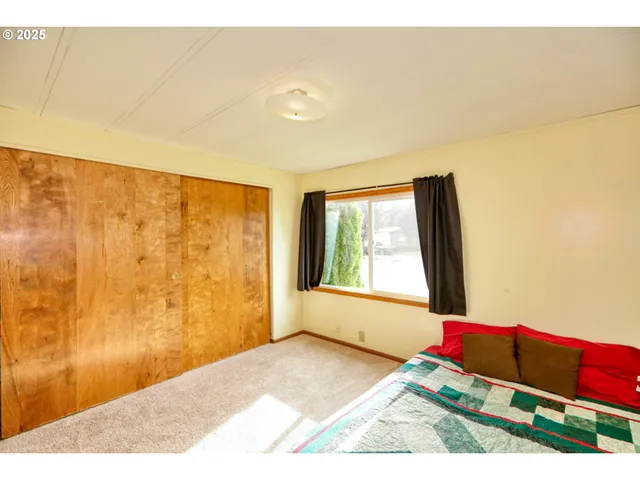 $168,000 | 1411 Northwest 9th Court, McMinnville, OR 97128