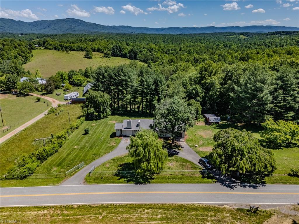 2119 Old Pipers Gap Road Cana, VA 24317 - Photo 44 of 45