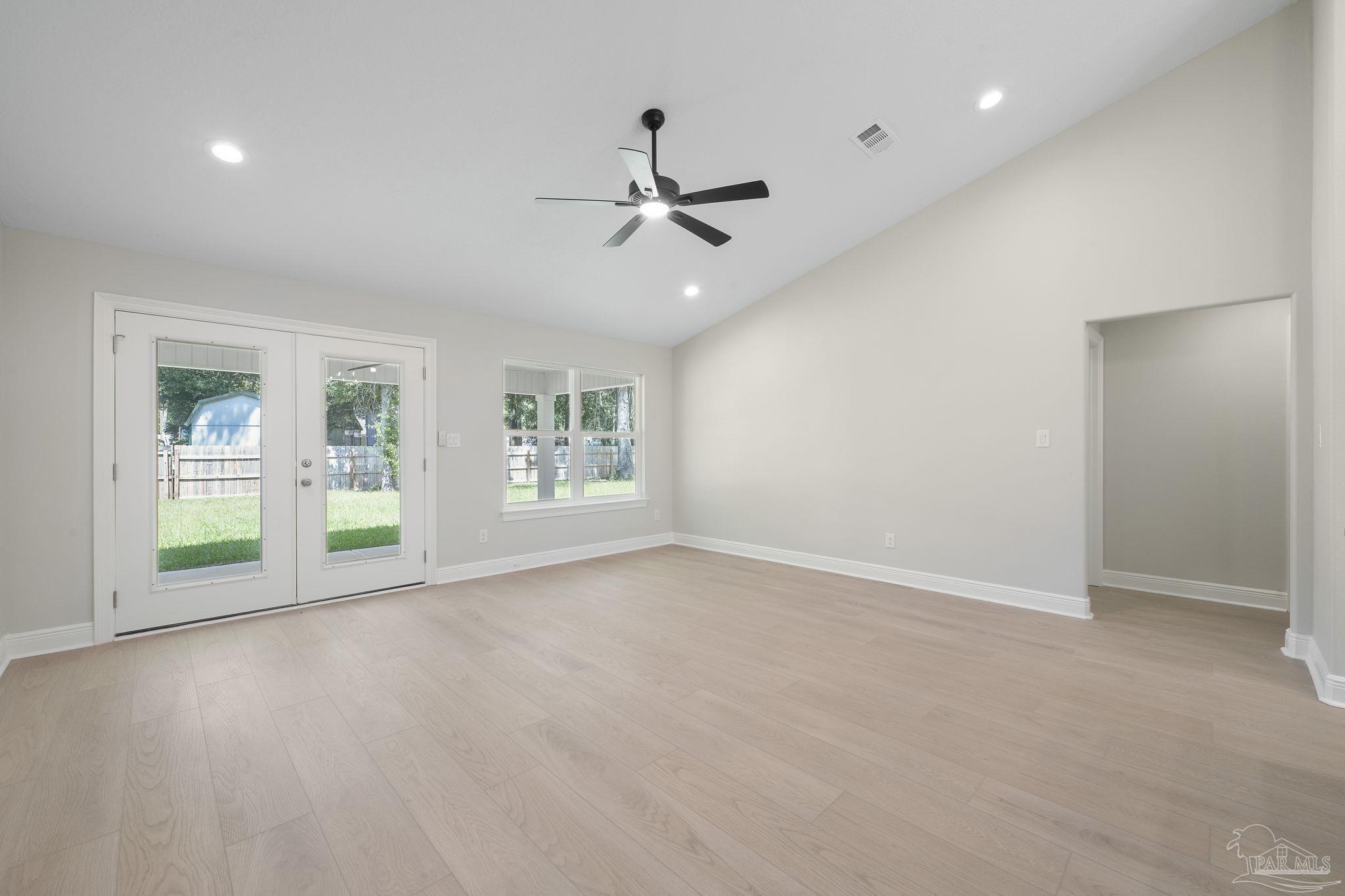 4483 Edgewood Drive Milton, FL 32583 - Photo 4 of 14