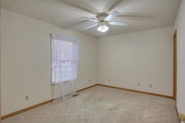 306 Royal Court Champaign, IL 61821 - Photo 22 of 29