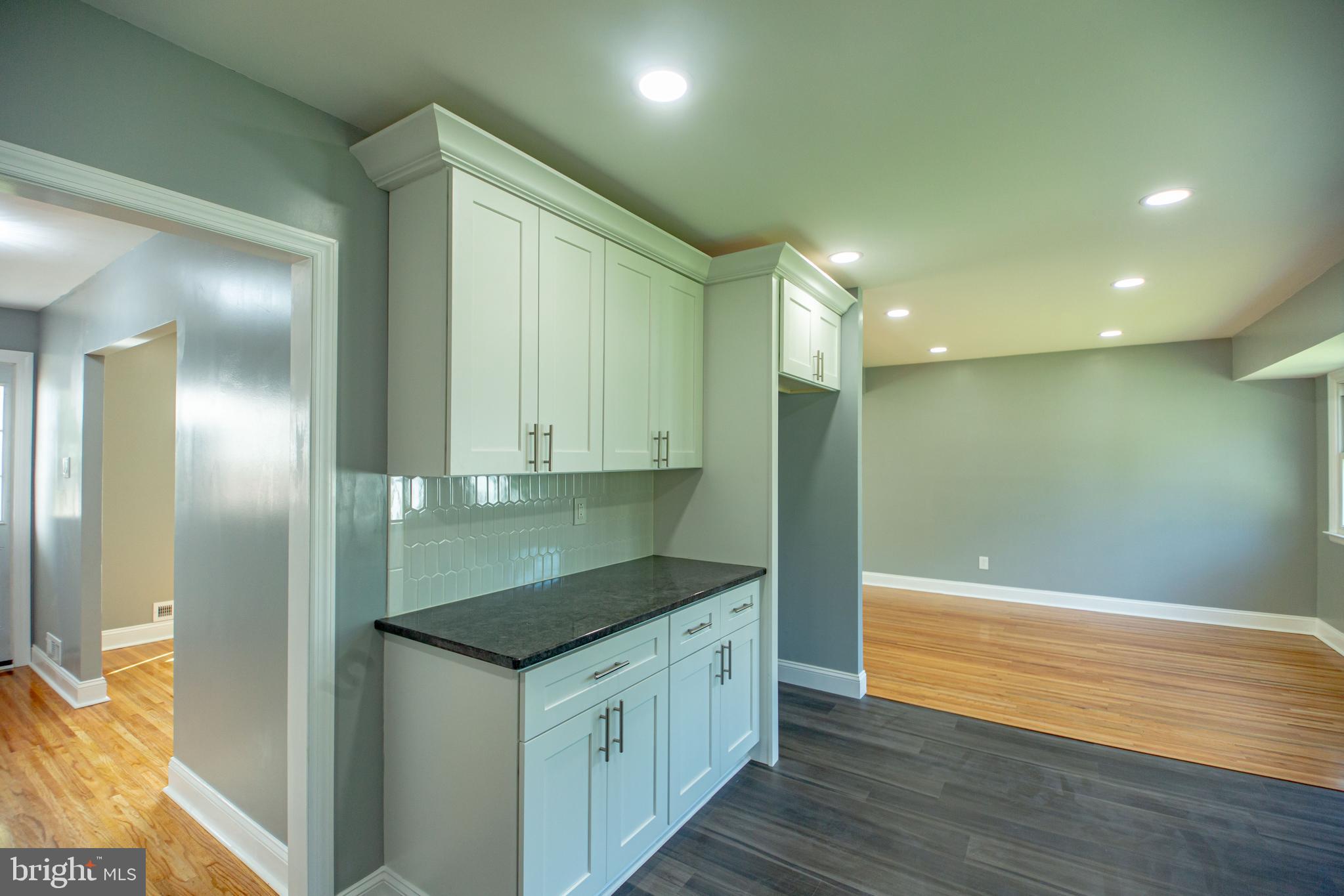 982 Kingston Drive Cherry Hill, NJ 08034 - Photo 12 of 32