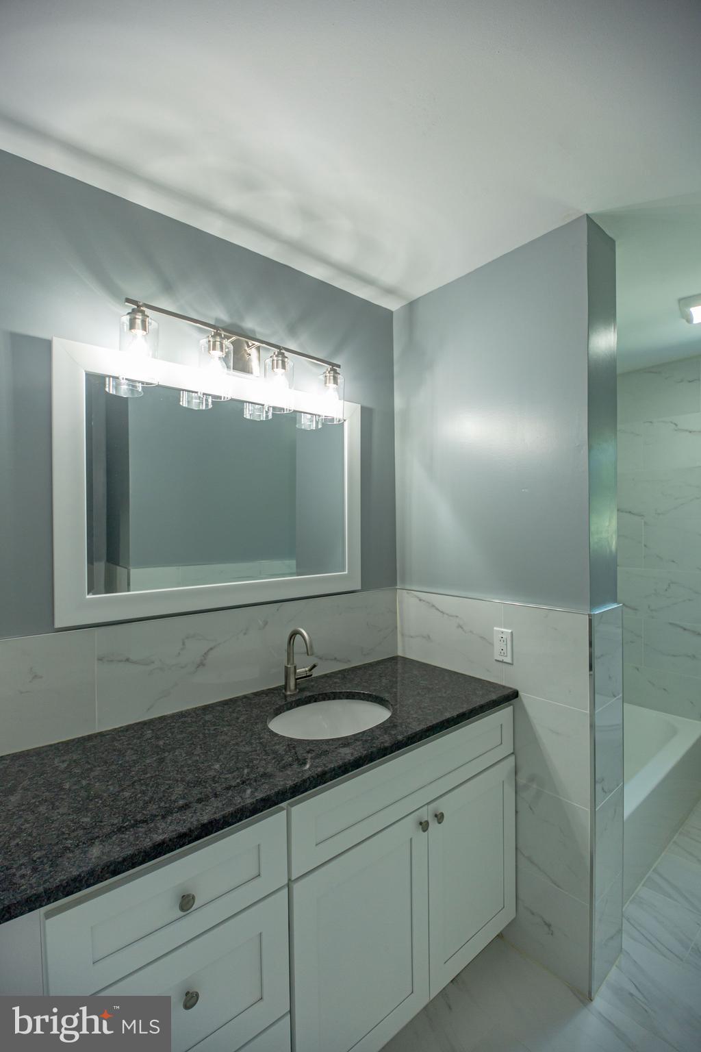 982 Kingston Drive Cherry Hill, NJ 08034 - Photo 14 of 32