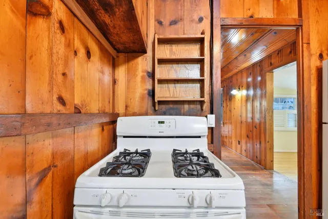 $525,000 | 10224 Old River Road, Forestville, CA 95436