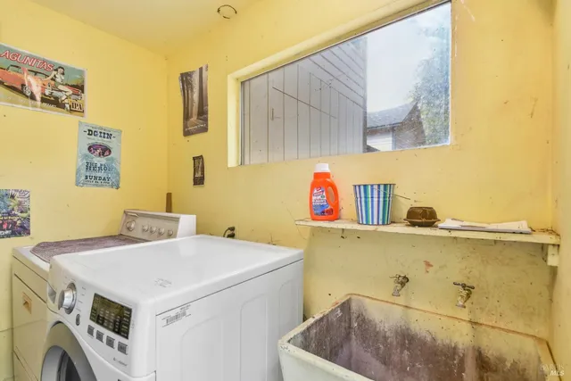 $525,000 | 10224 Old River Road, Forestville, CA 95436