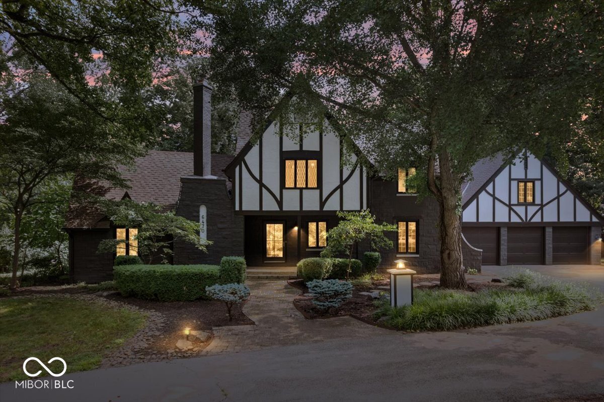 6470 Around The Hills Road Indianapolis, IN 46226 - Photo 1 of 59