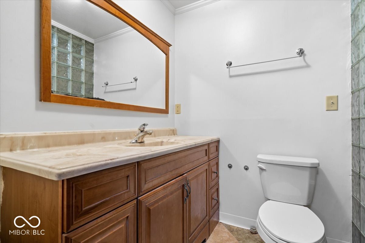 6470 Around The Hills Road Indianapolis, IN 46226 - Photo 33 of 59