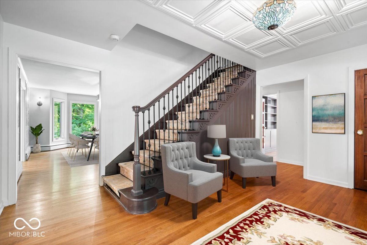 6470 Around The Hills Road Indianapolis, IN 46226 - Photo 4 of 59