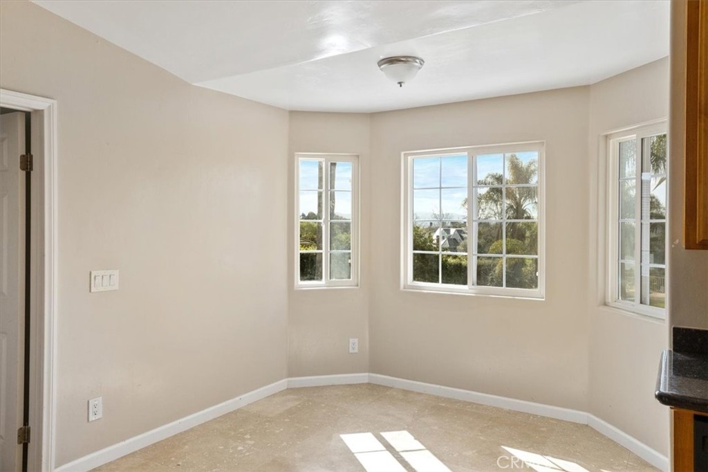354 Rancho Camino Fallbrook, CA 92028 - Photo 12 of 54