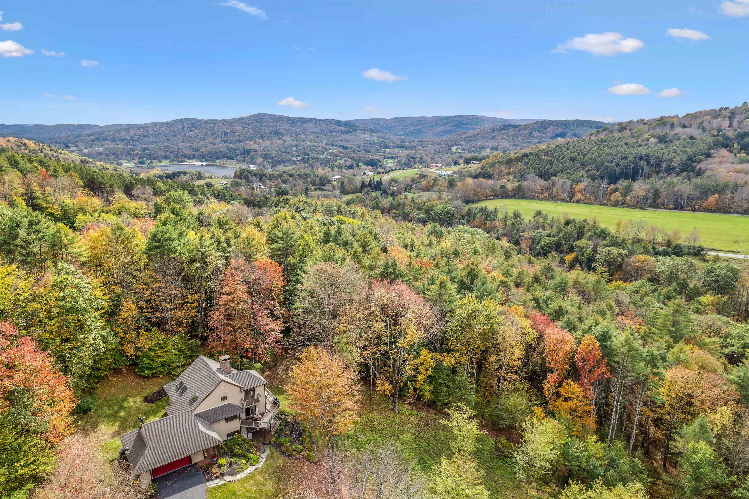 277 Rabbit Run Hartford, VT 05001 - Photo 13 of 40