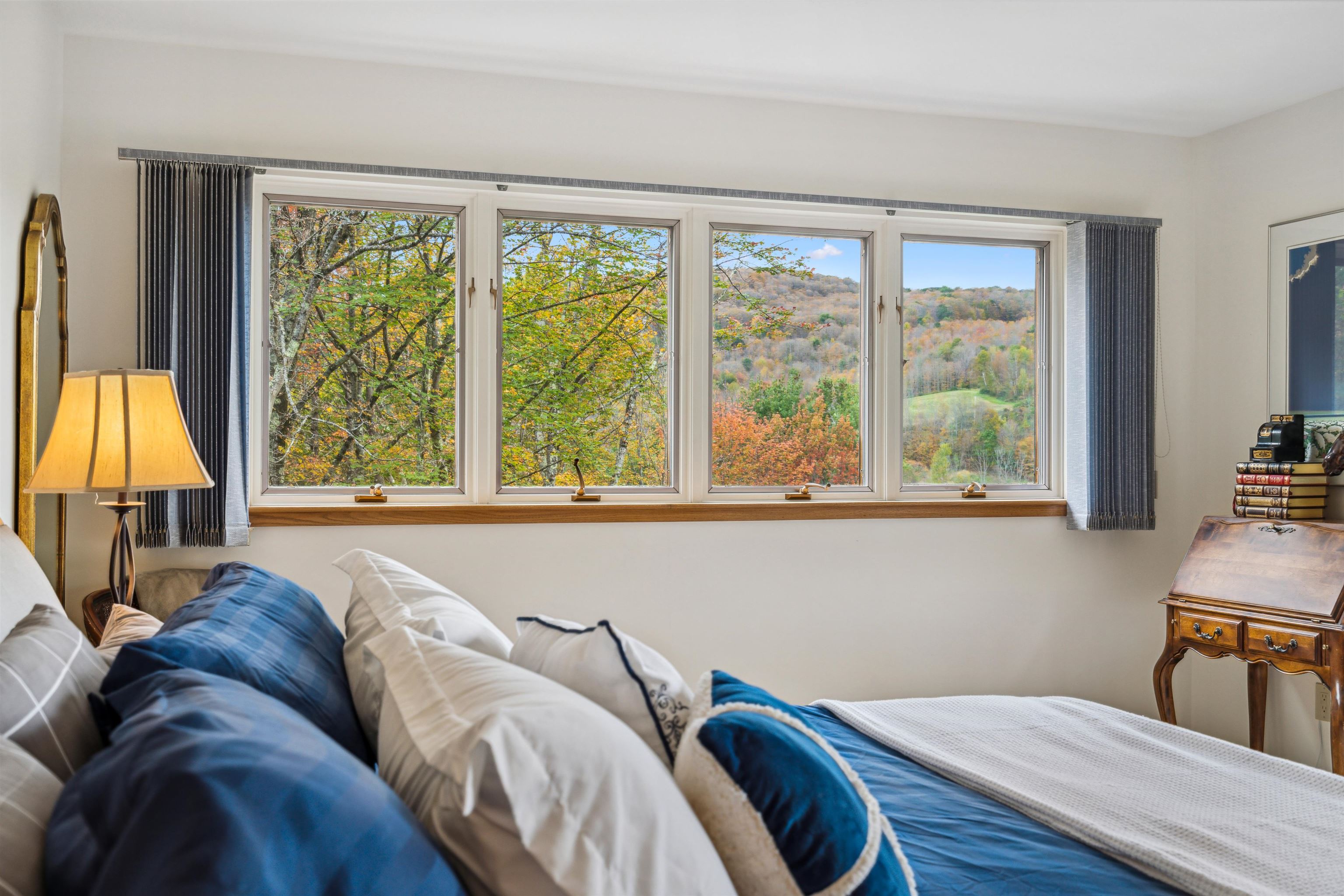 277 Rabbit Run Hartford, VT 05001 - Photo 16 of 40