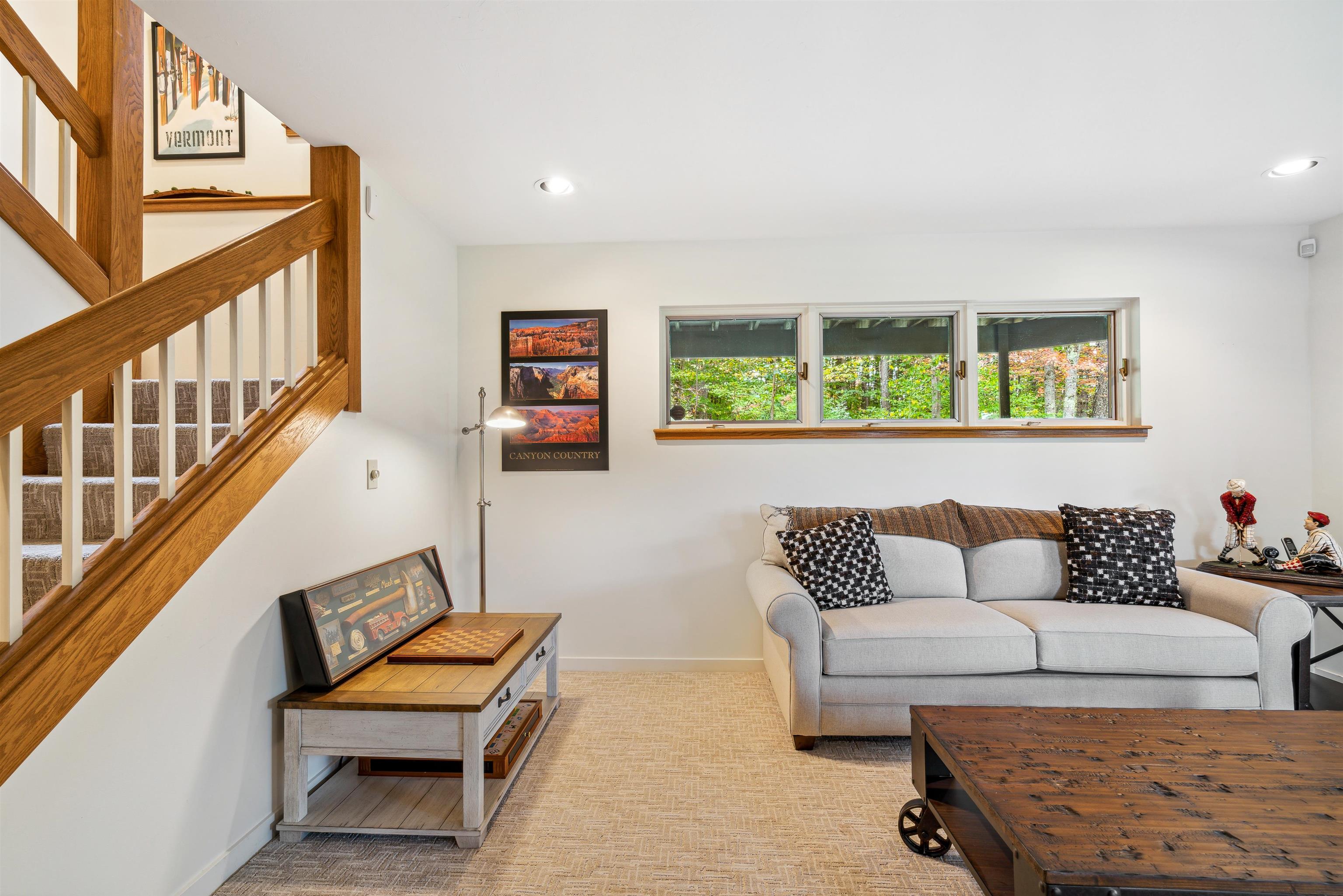 277 Rabbit Run Hartford, VT 05001 - Photo 23 of 40