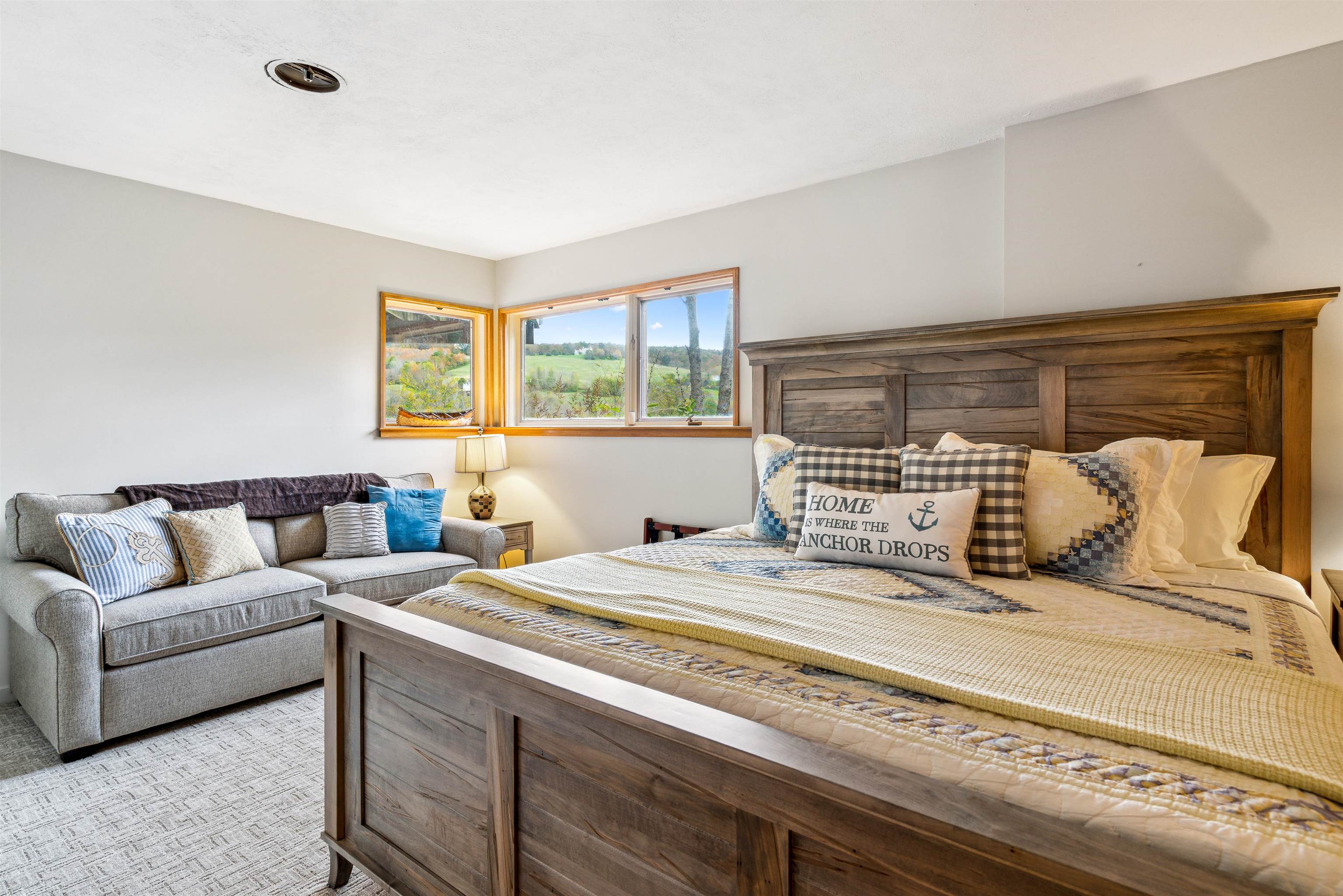 277 Rabbit Run Hartford, VT 05001 - Photo 26 of 40