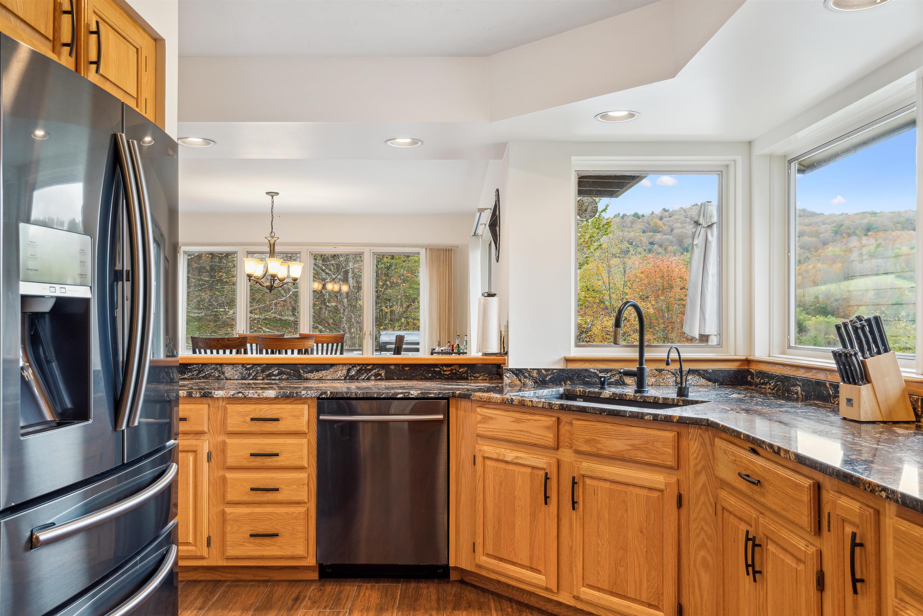 277 Rabbit Run Hartford, VT 05001 - Photo 37 of 40