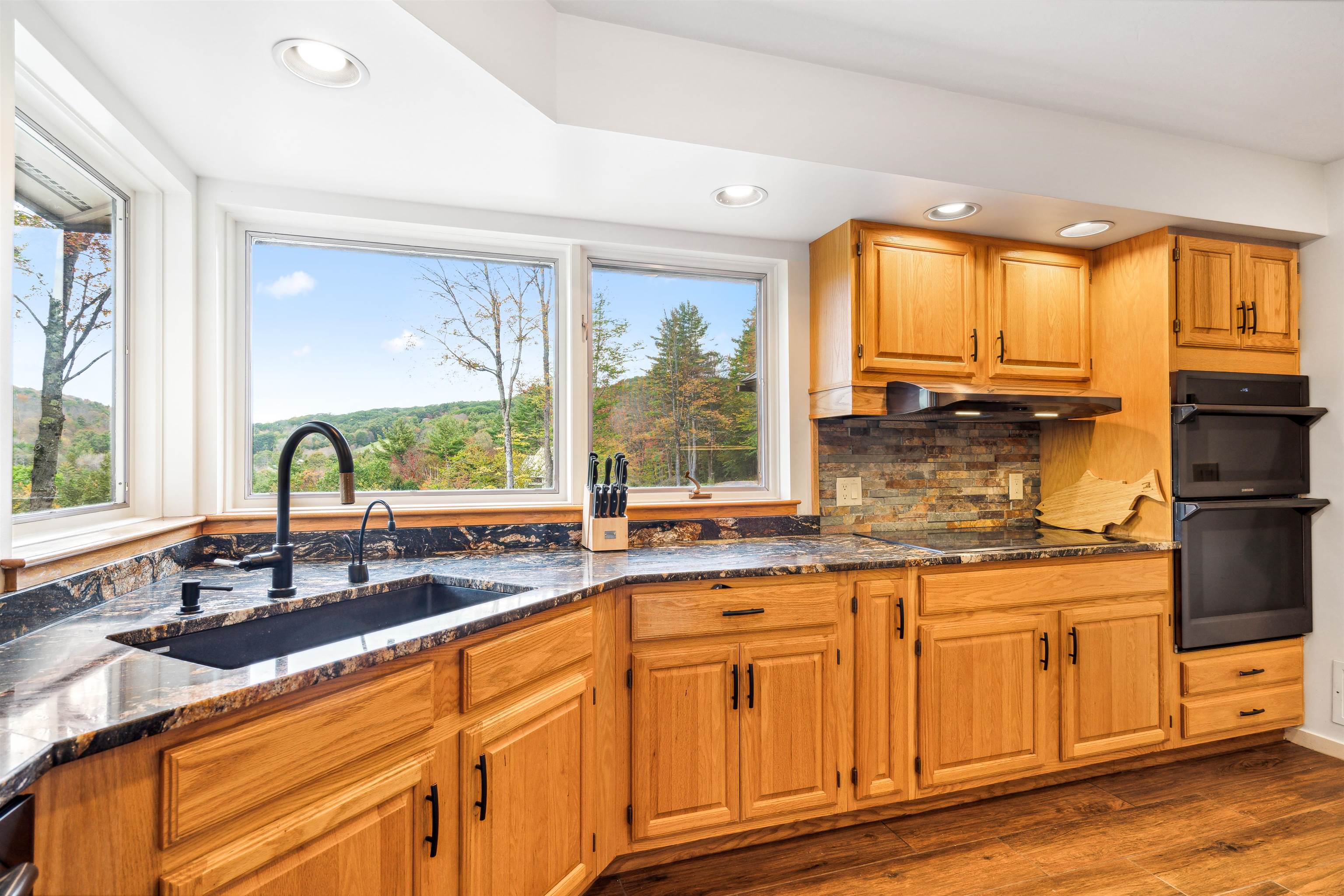 277 Rabbit Run Hartford, VT 05001 - Photo 39 of 40