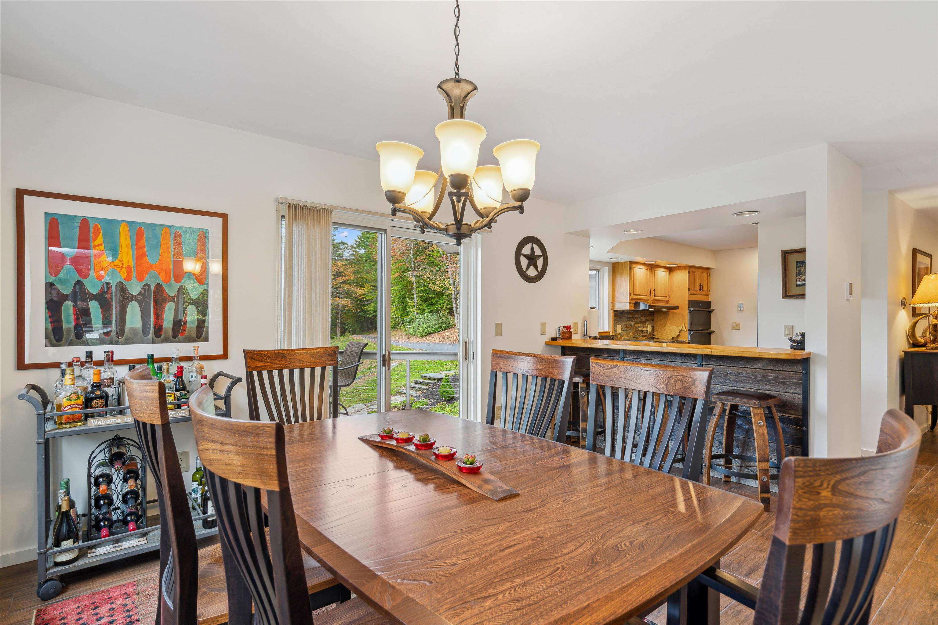 277 Rabbit Run Hartford, VT 05001 - Photo 4 of 40