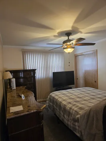 $300,000 | 8634 South Kolin Avenue, Chicago, IL 60652