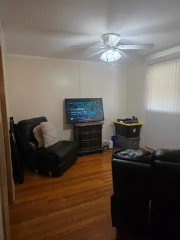 $300,000 | 8634 South Kolin Avenue, Chicago, IL 60652