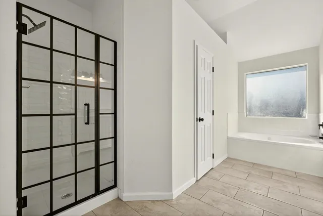 $364,900 | 7823 Autumn Hollow Lane, Houston, TX 77041