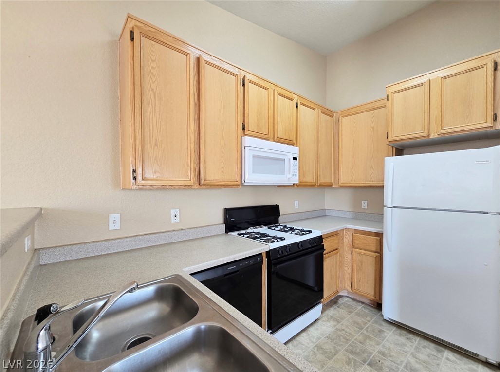 4730 East Craig Road, Unit 2052 Las Vegas, NV 89115 - Photo 8 of 27
