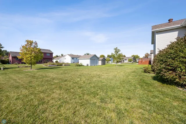 $405,000 | 512 9th Street Northeast, Dilworth, MN 56529