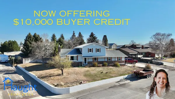 $364,000 | 615 Lincoln Way, Lusk, WY 82225