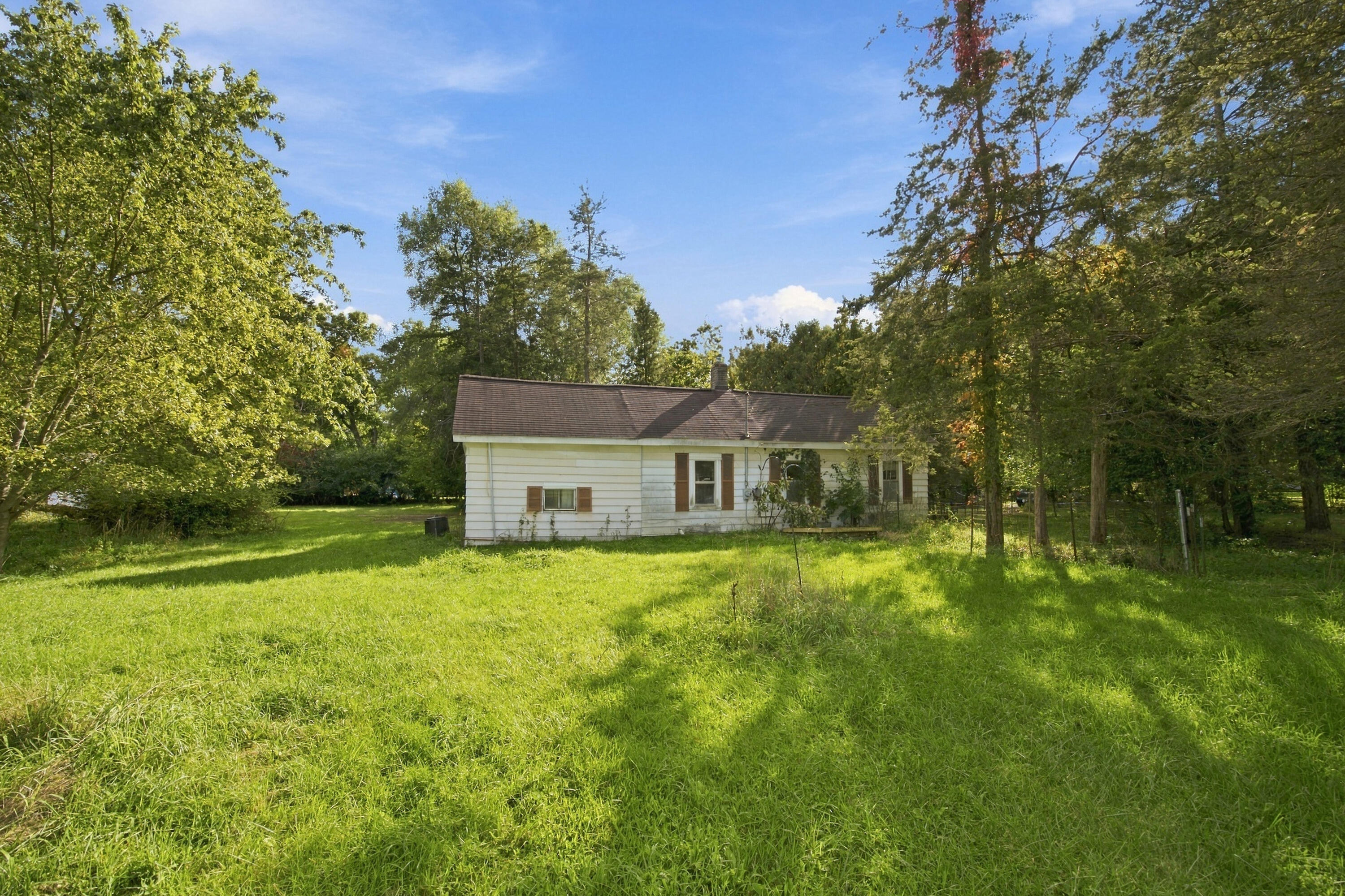 9245 Cedar Lake Road Pinckney, MI 48169 - Photo 5 of 39 021_37