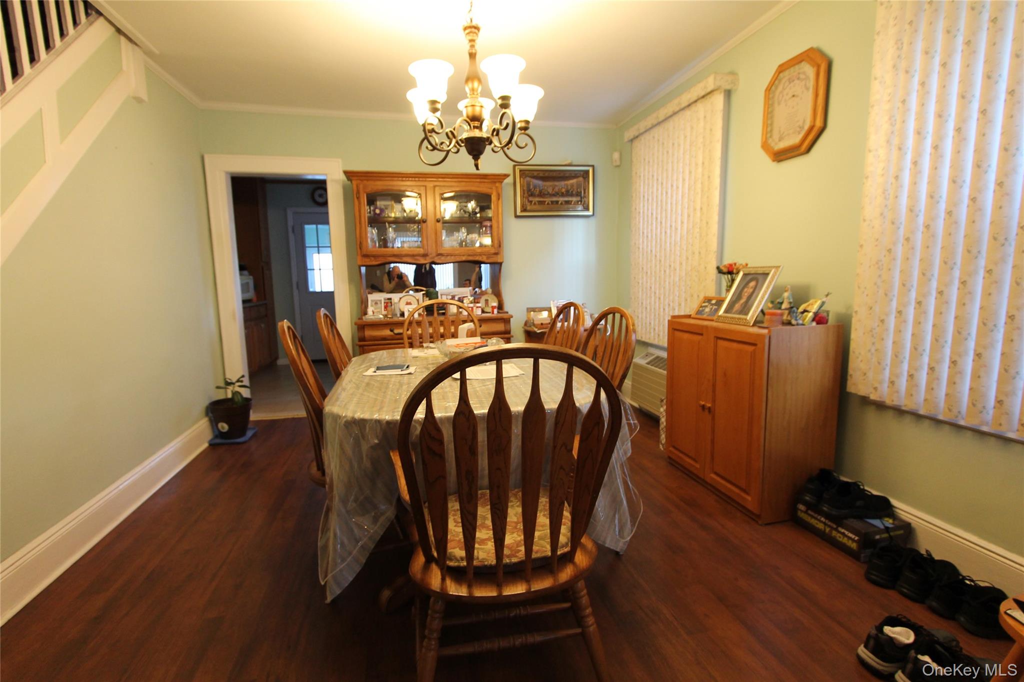 69-23 64th Place Queens, NY 11385 - Photo 5 of 18