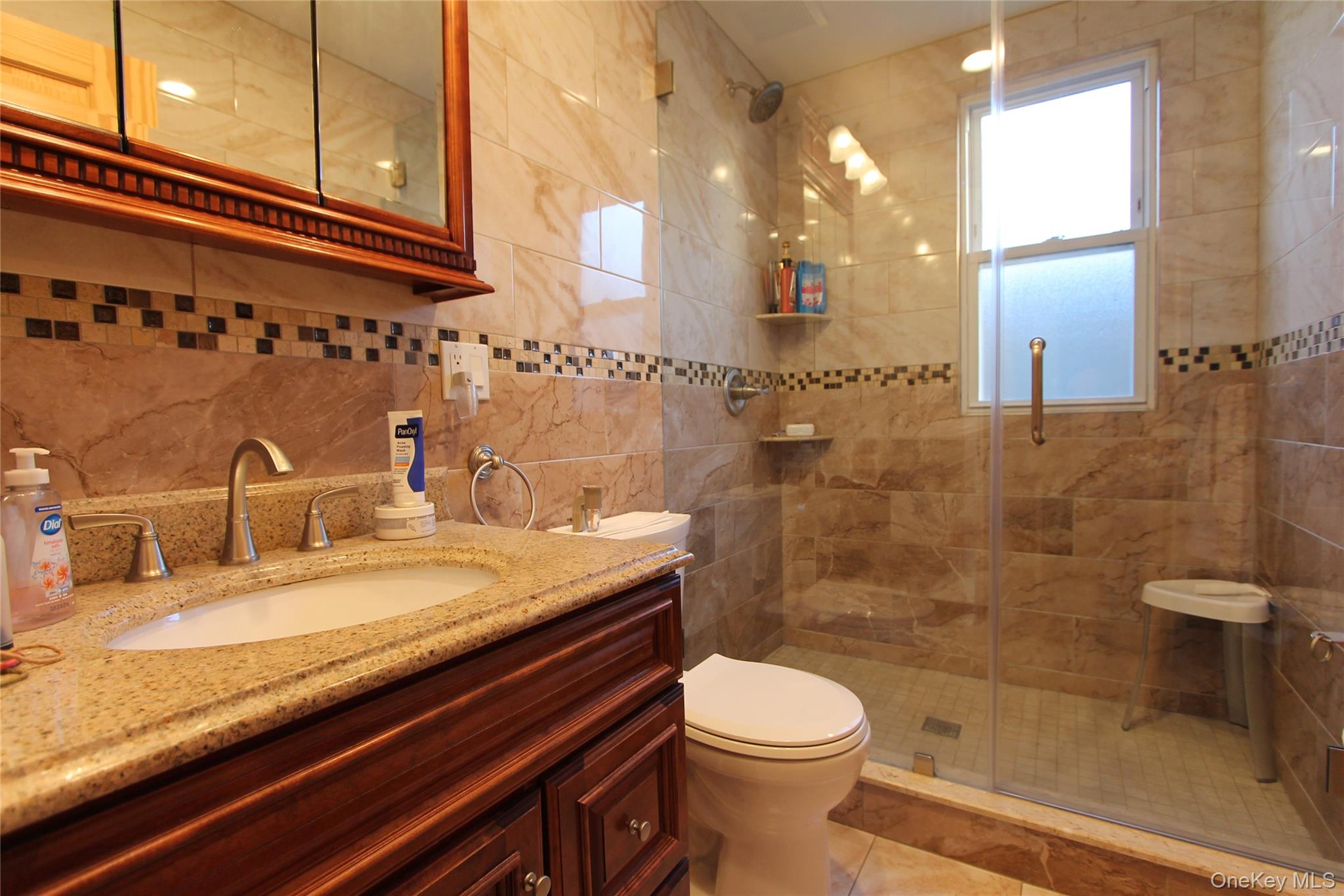 69-23 64th Place Queens, NY 11385 - Photo 9 of 18