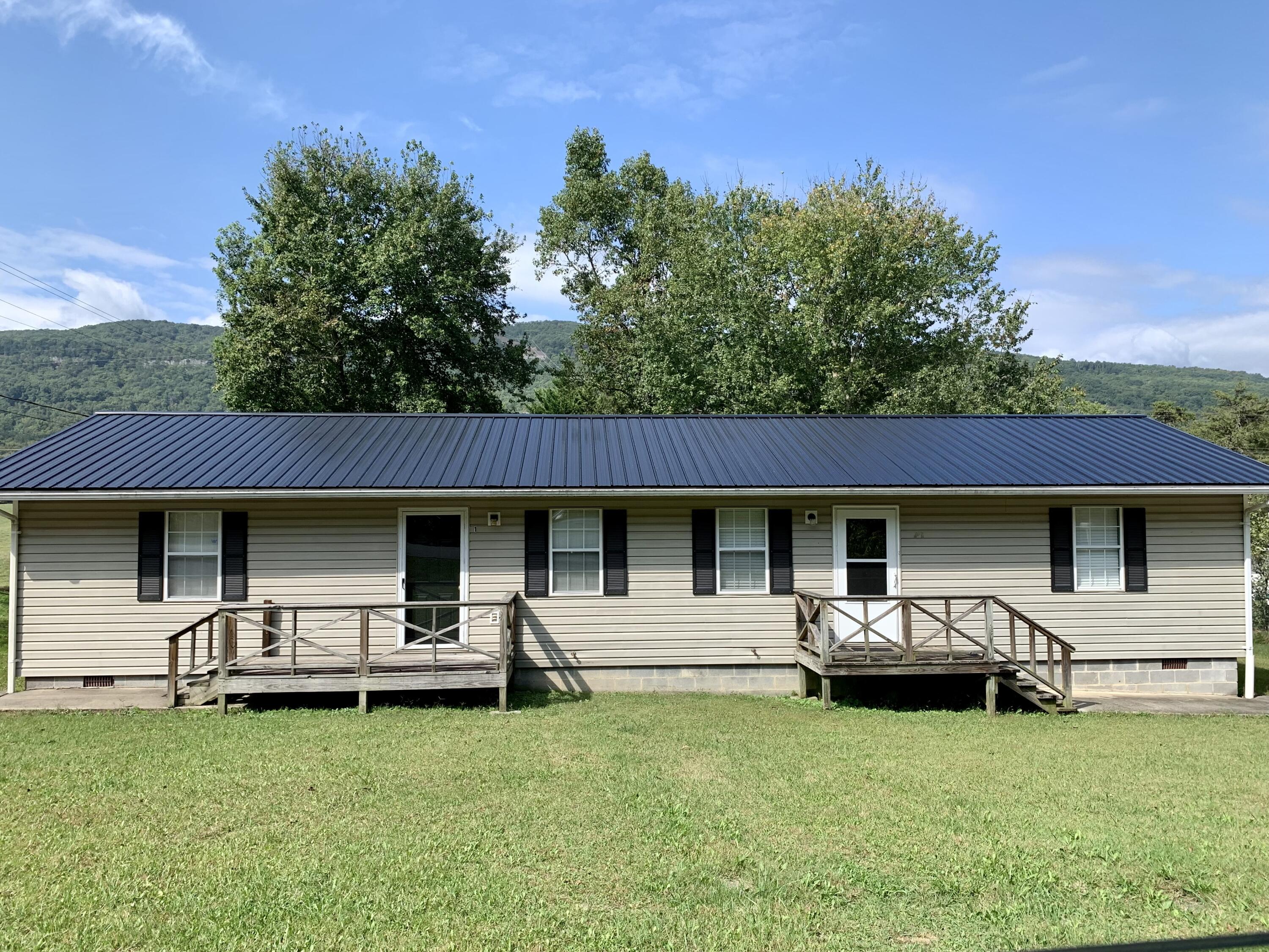 1491 West Valley Road Whitwell, TN 37397 - Photo 1 of 9 mar1