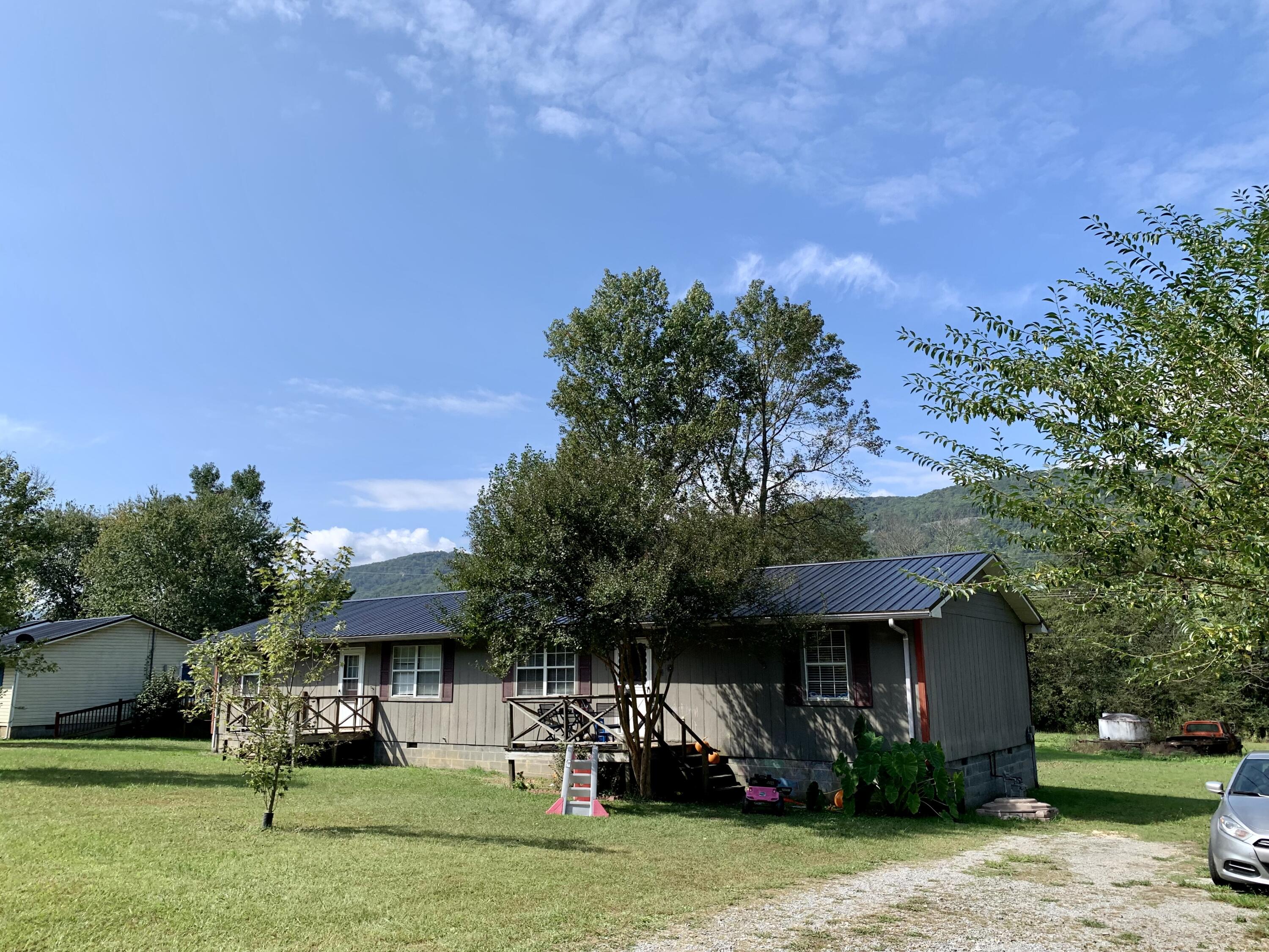 1491 West Valley Road Whitwell, TN 37397 - Photo 6 of 9 mar6