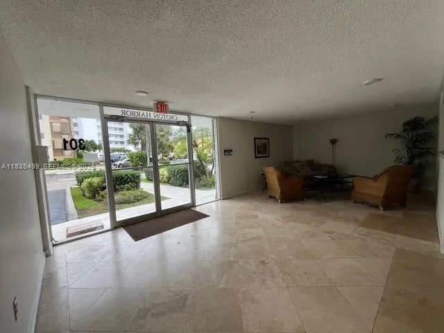 $175,000 | 301 Croton Avenue, Unit 203, Lantana, FL 33462