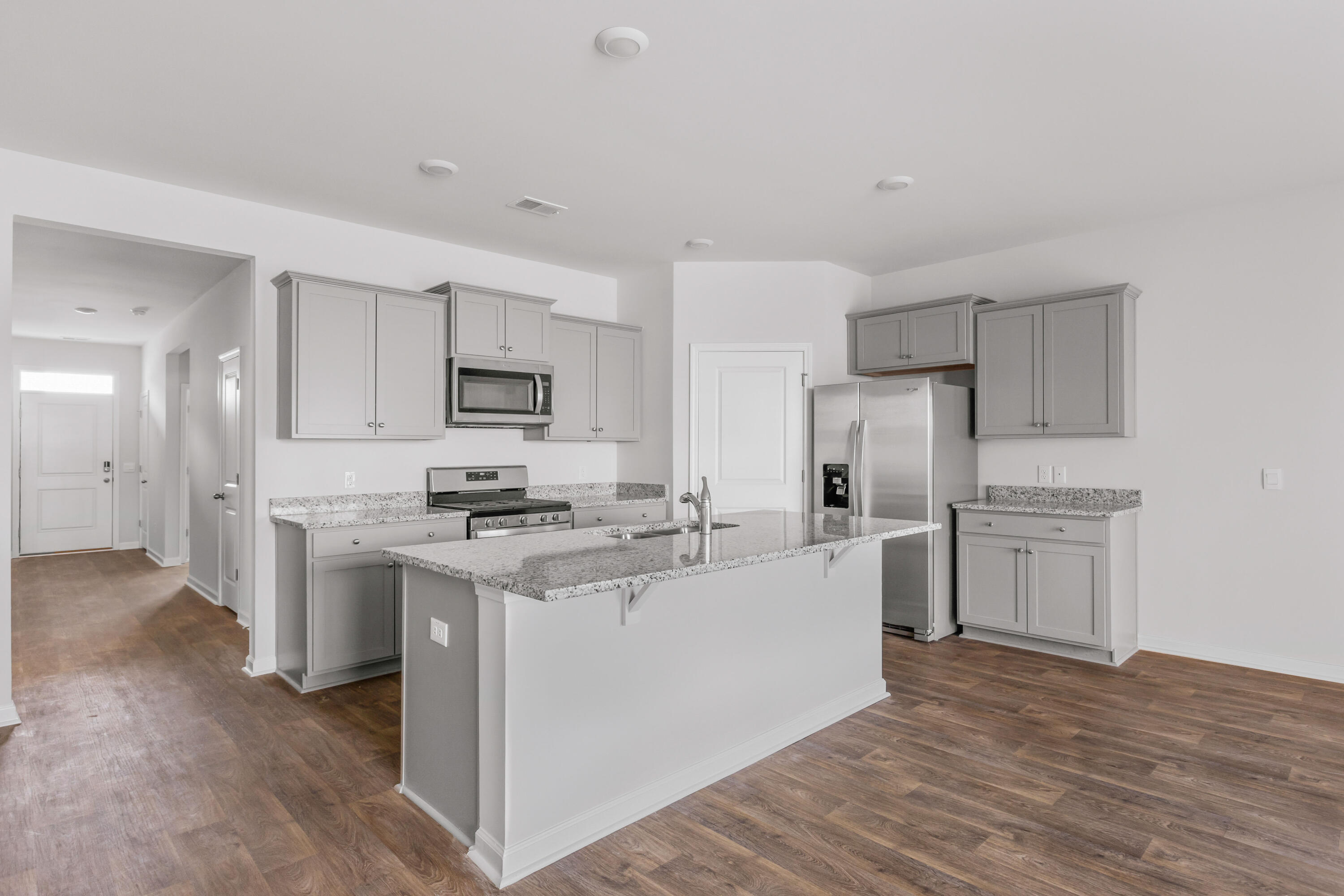 140 Ivory Shadow Road Summerville, SC 29486 - Photo 16 of 42 Cali Interior12