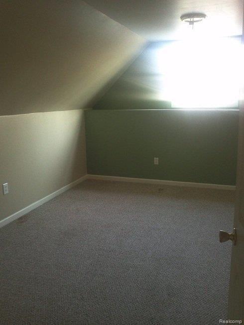 27567 Eureka Road Romulus, MI 48174 - Photo 6 of 9 MASTER BEDROOM.jpg