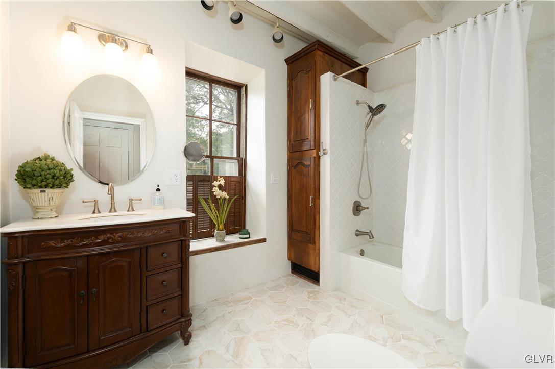 244 Deer Run Road Bechtelsville, PA 19505 - Photo 14 of 30 Gallery Image 14