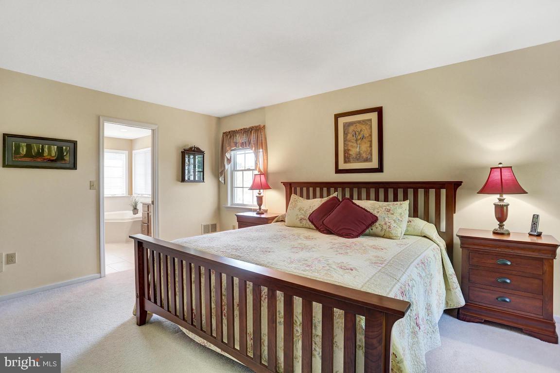 527 South Locust Street Lititz, PA 17543 - Photo 25 of 35