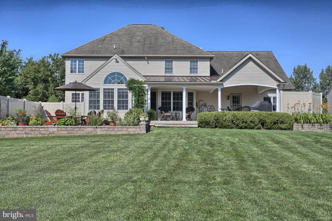527 South Locust Street Lititz, PA 17543 - Photo 33 of 35