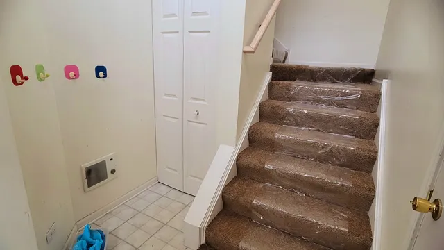 $2,500 | 2125 Fulham Drive, Unit 2125, Naperville, IL 60564