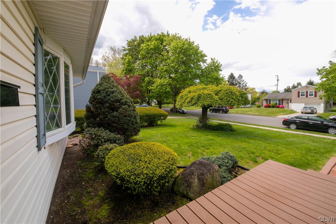 2636 Nottingham Road Bethlehem, PA 18017 - Photo 6 of 50 Gallery Image 6