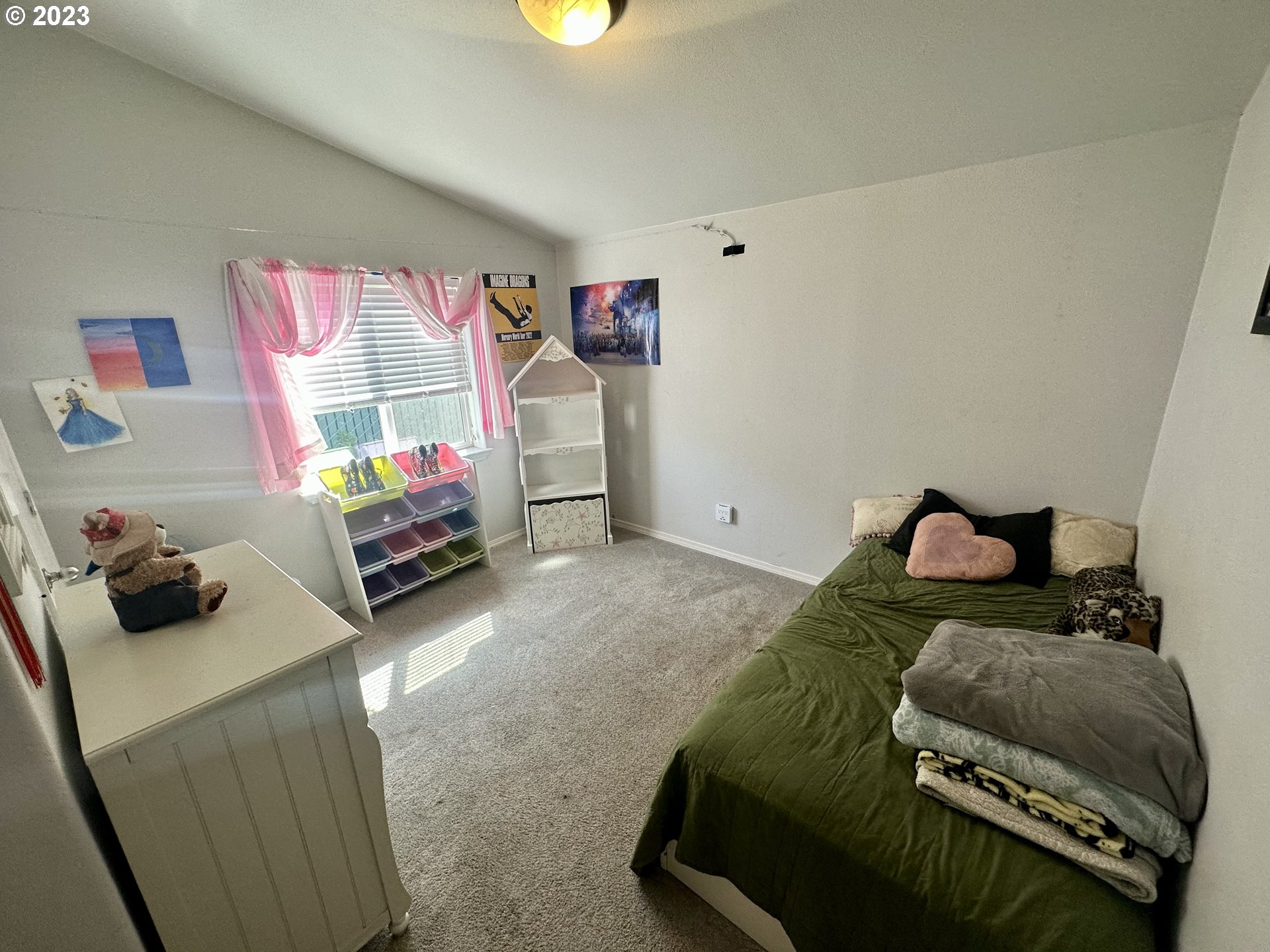 5275 Bridgewater Drive Eugene, OR 97402 - Photo 14 of 18 a bedroom with two beds and a couch
