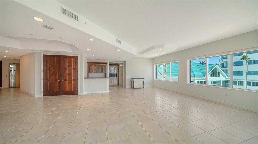 675 Longboat Club Road, Unit 23A Longboat Key, FL 34228 - Photo 21 of 66 Gallery Image 21
