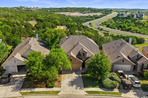 $649,000 | 21824 Rock Wren, Spicewood, TX 78669