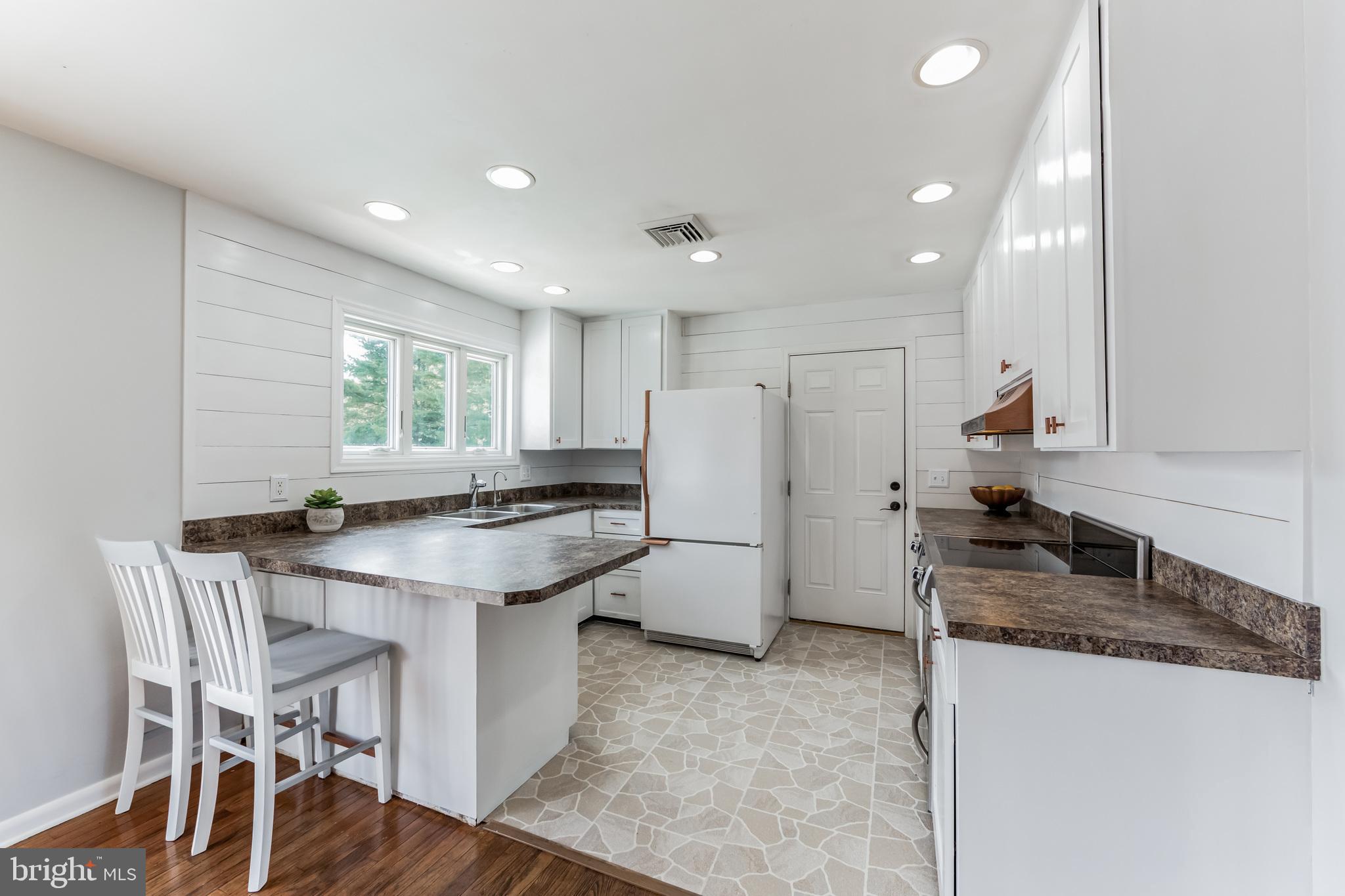 401 Zynn Road Downingtown, PA 19335 - Photo 9 of 46 Gallery Image 9